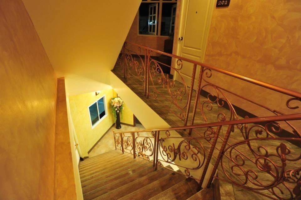 Kireeya Villa Пхетбури Экстерьер фото