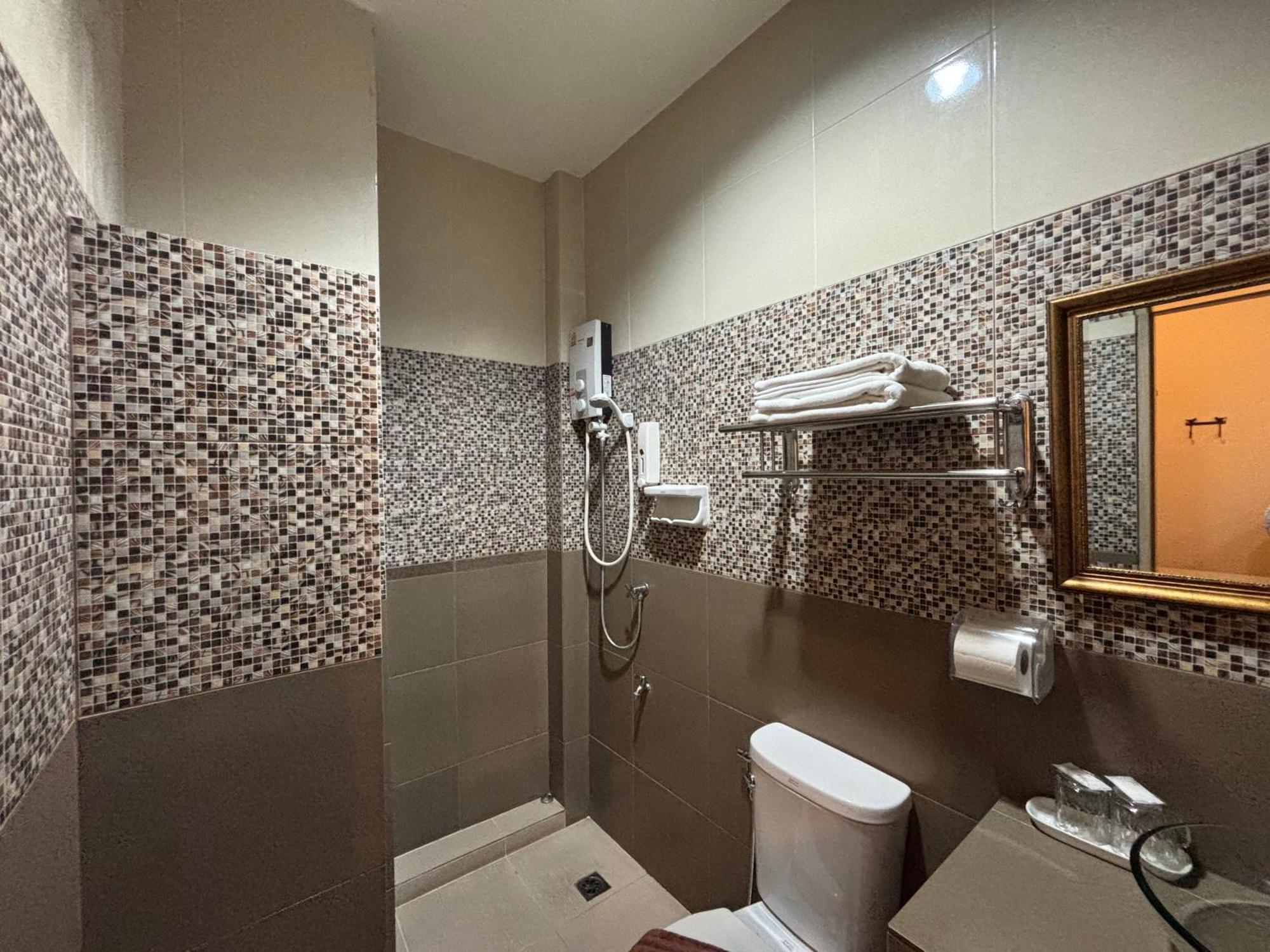 Kireeya Villa Пхетбури Экстерьер фото